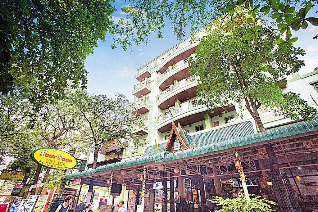 Four Sons Village Bangkok Exterior photo