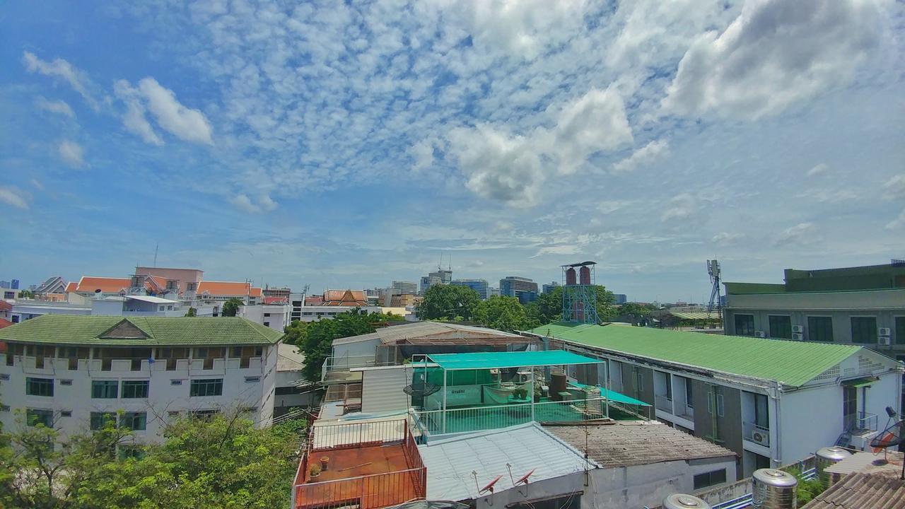 Four Sons Village Bangkok Exterior photo