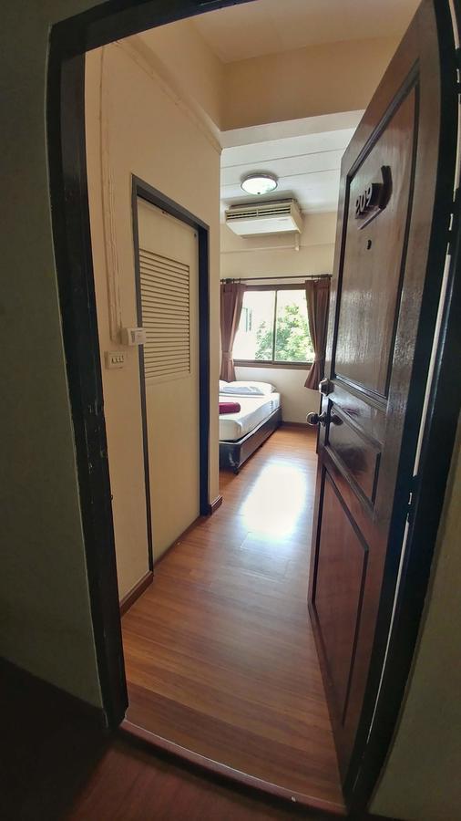 Four Sons Village Bangkok Exterior photo