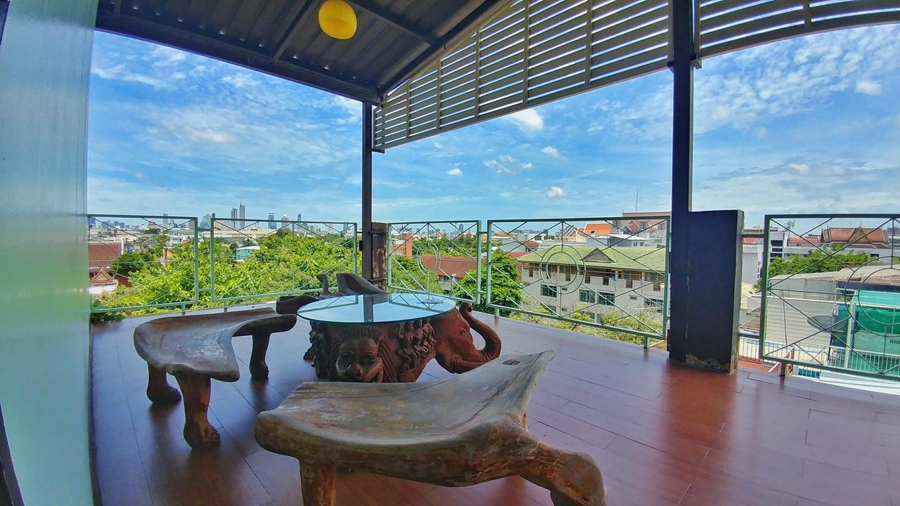 Four Sons Village Bangkok Exterior photo
